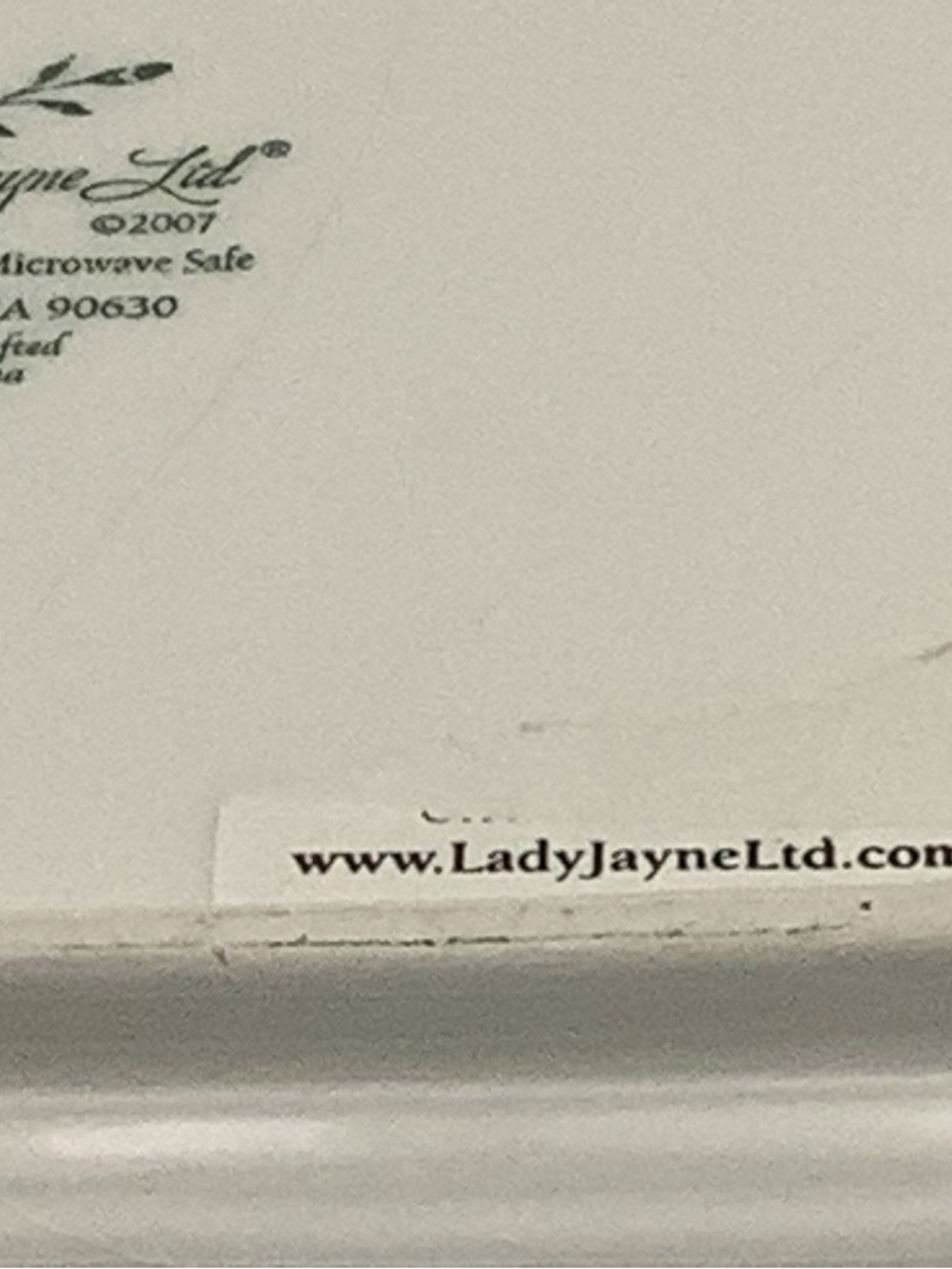 Lady Jayne Ltd. Seashell Embellished Square Serveware Set - Picture 14 of 14